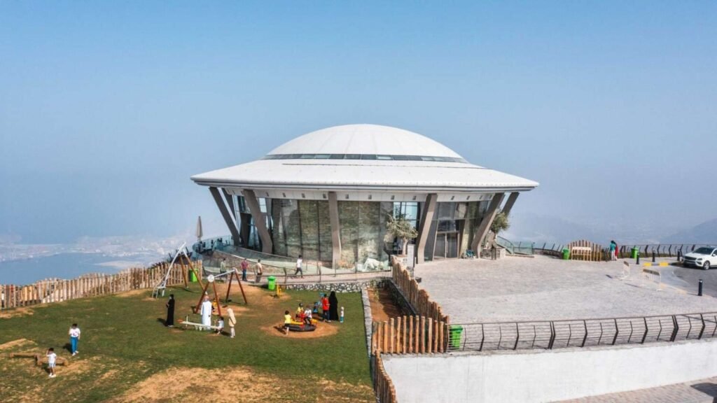 Al Suhub Rest House overlooking the Hajar Mountains and Khorfakkan with panoramic views and family picnic area.