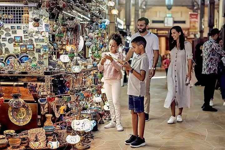 Meena Bazaar Dubai Guide